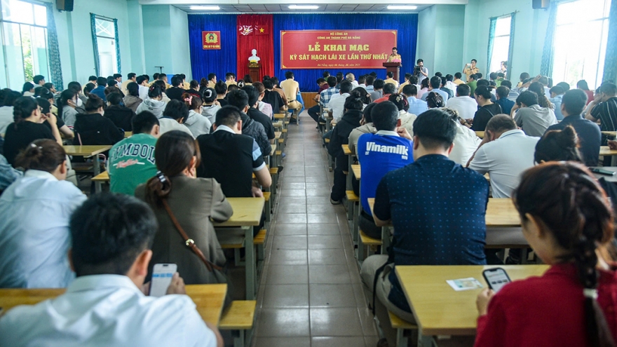 Công an Đà Nẵng tổ chức kỳ sát hạch cấp giấy phép lái xe lần đầu tiên